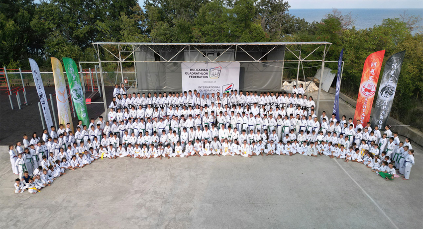 Море, дисциплина и дух: Лагерът, който оставя следа